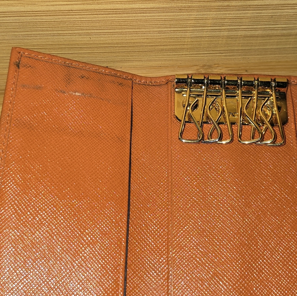 Prada Key Holder - Picture 8 of 11